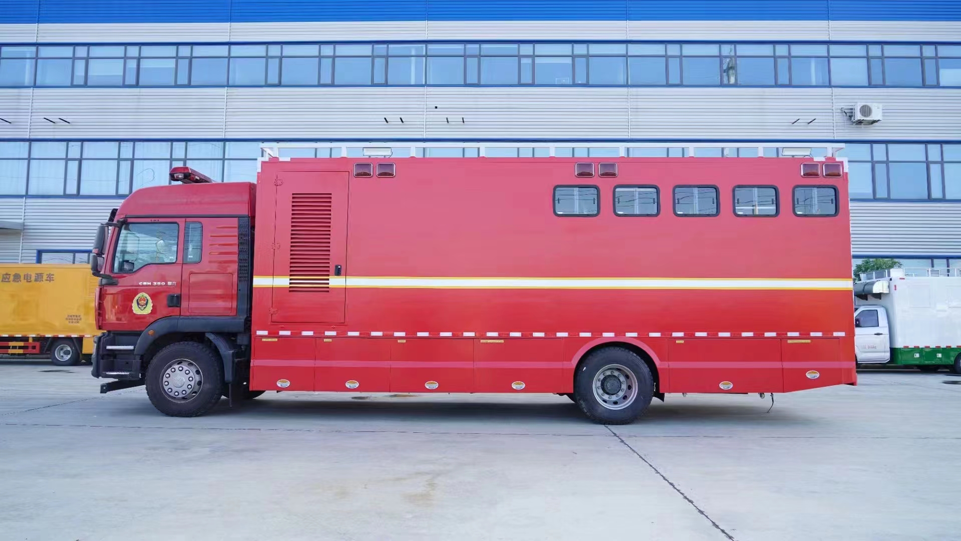 厕所车5人